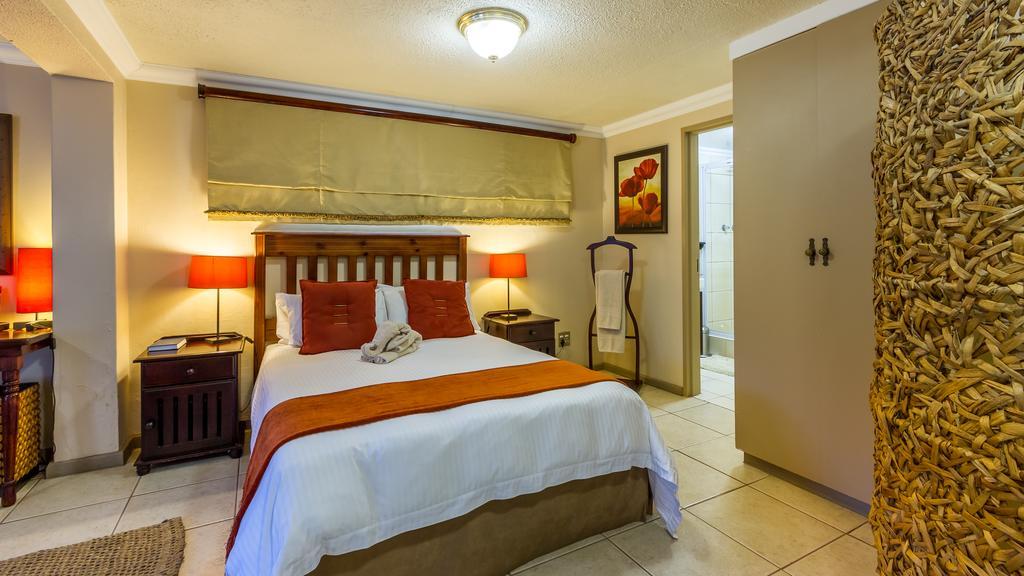 Joern'S Gaestehaus Mbombela Rom bilde